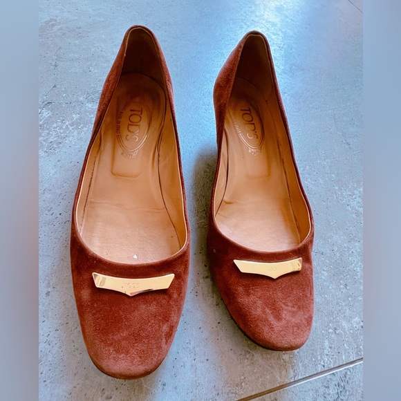 Tod’s suede kitten heel shoes - Picture 1 of 4
